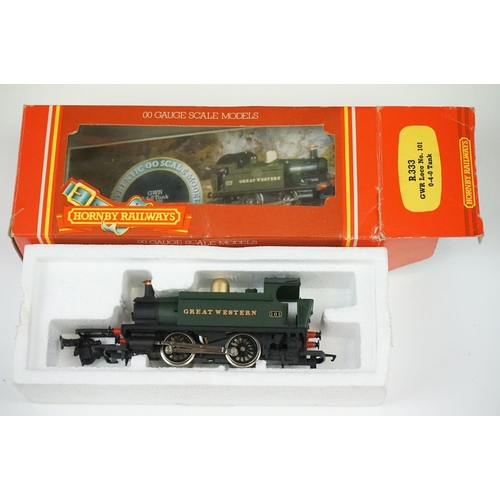 70 - Seven Hornby / Triang OO gauge locomotives to include R552 4-6-2 Class 7 Oliver Cromwell Silver Seal... 