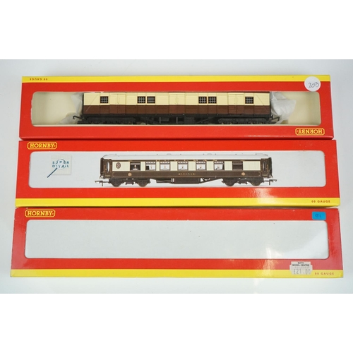 71 - Nine boxed Hornby OO gauge items of rolling stock to include 2 x R4086C, R4087B, R4451, R4143, R4146... 