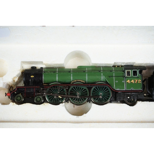 79 - Boxed Hornby OO gauge Live Steam LNER 4-6-2 Class A3 Flying Scotsman steam powered locomotive set, i... 