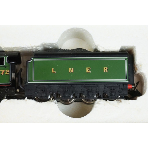 79 - Boxed Hornby OO gauge Live Steam LNER 4-6-2 Class A3 Flying Scotsman steam powered locomotive set, i... 