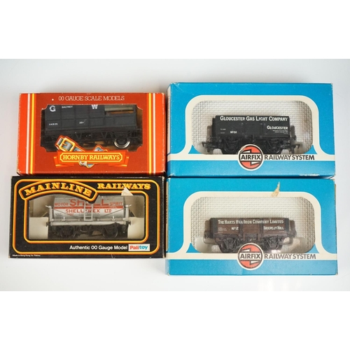 86 - 21 Boxed OO / HO gauge items of rolling stock to include 6 x Palitoy Mainline, 7 x Hornby, 5 x Airfi... 