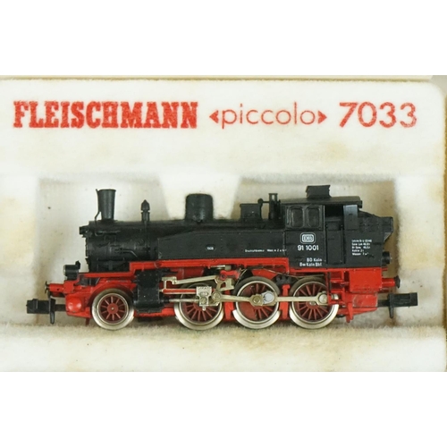 91 - Six boxed N gauge locomotives to include Bachmann Steam Locomotive 51-545-12 Mikado 2-8-2 7 Vandebil... 