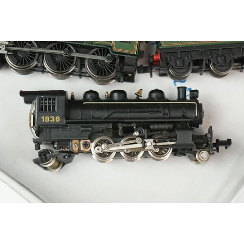 94 - 12 N gauge locomotives to include Grafar Prince Palatine, Dapol Albert Hall, Bachmann Union Pacific ... 