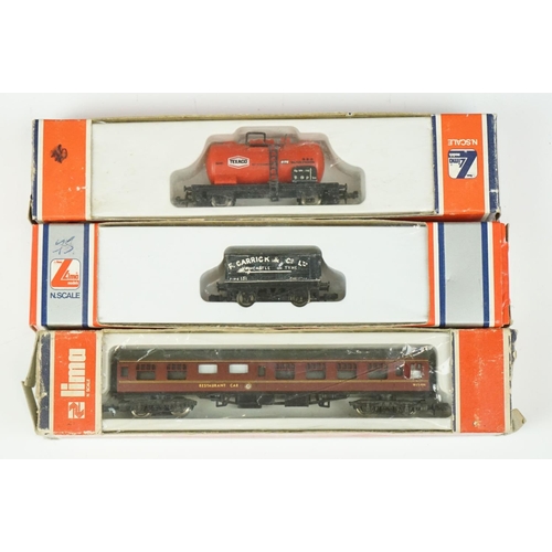 95 - Three N gauge locomotives to include Trix 2-6-2 in BR black plus 15 x boxed/cased items of N gauge r... 