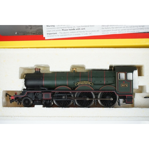 99 - Boxed Hornby OO gauge R2459 GWR 4-6-0 Castle Class Wellington Locomotive