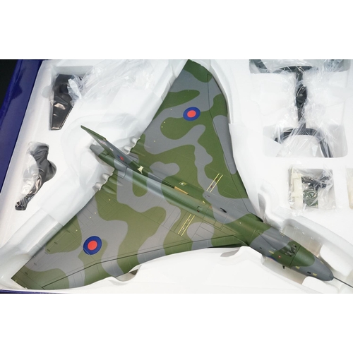 1020 - Boxed Corgi Aviation Archive 1/72 ltd edn AA27201 AVRO Vulcan B2 XH558 Vulcan to the Sky Return to f... 