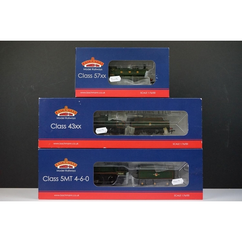 113 - Three boxed Bachmann OO gauge locomotives to include 32508 Standard Class 5MT 73049 BR green late cr... 