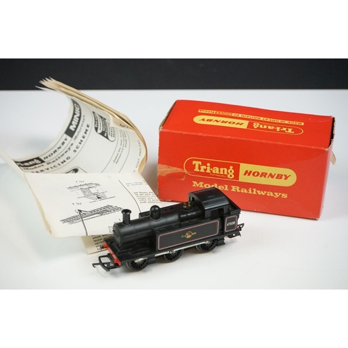 121 - Two boxed HO / OO gauge locomotives to include Fleischmann 4175 2-10-0 with tender and Triang Hornby... 