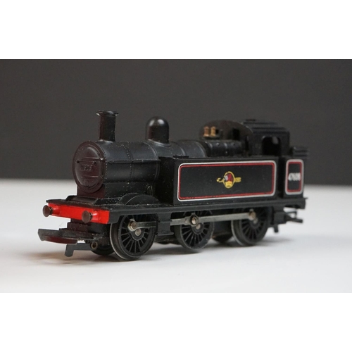 121 - Two boxed HO / OO gauge locomotives to include Fleischmann 4175 2-10-0 with tender and Triang Hornby... 