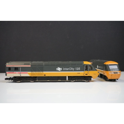 168 - Nine OO gauge locomotives and cars to include 6 x Hornby InterCity 125 examples, a Lima W51342, Main... 