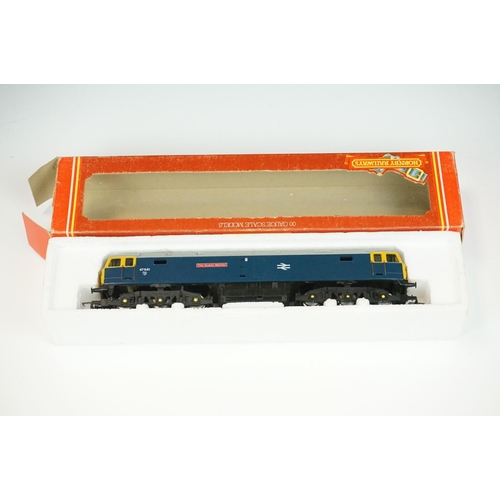 169 - Eight boxed Hornby OO gauge locomotives to include 2 x The Queen Mother, Mammoth, Britannia, BR Rail... 