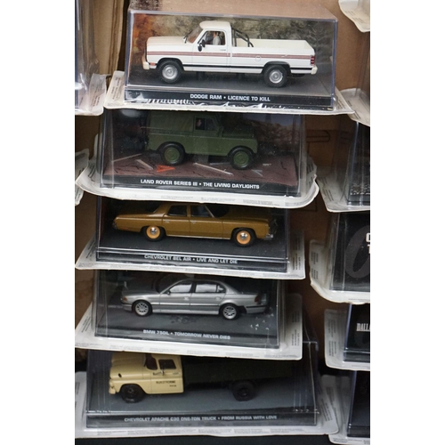 1060 - Collection of around 120 boxed The James Bond 007 Car Collection diecast models with some magazines,... 