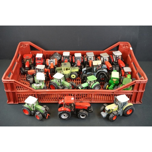 1062 - 20 Diecast model tractors mainly featuring Siku examples, plus Universal Hobbies etc