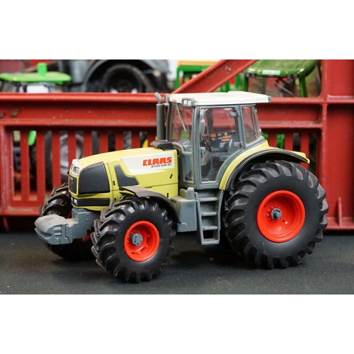 1062 - 20 Diecast model tractors mainly featuring Siku examples, plus Universal Hobbies etc