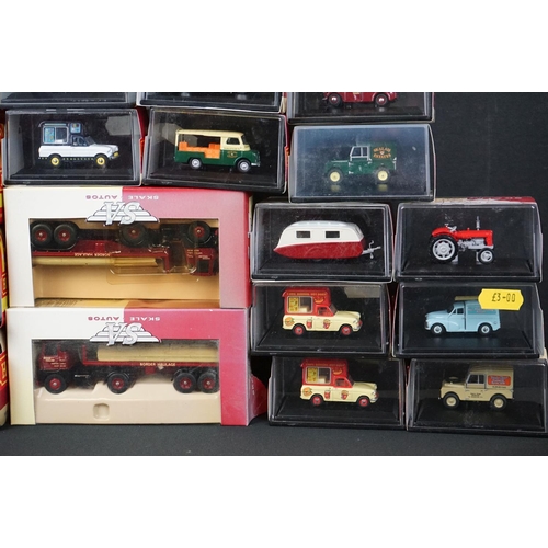 1065 - 28 Boxed / cased Oxford Diecast Hornby diecast models to include 6 x Bartello's Big Top Circus Vehic... 