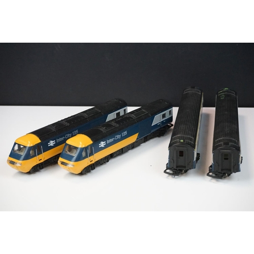 128 - Hornby OO gauge InterCity 125 locomotive & coach set, 4 items