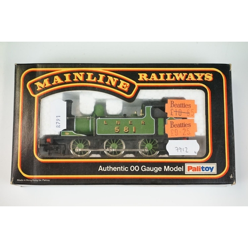 129 - Four boxed Palitoy Mainline locomotives to include 37078 4-6-0 Hinton Manor Class GWR green, 37061 4... 