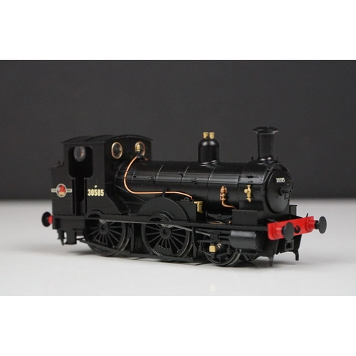 136 - Boxed Kernow Model Rail Centre K2102 Adams O2 Tank BR Black Late Crest 16 Ventor locomotive plus a b... 