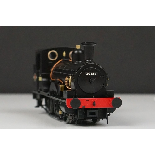 136 - Boxed Kernow Model Rail Centre K2102 Adams O2 Tank BR Black Late Crest 16 Ventor locomotive plus a b... 