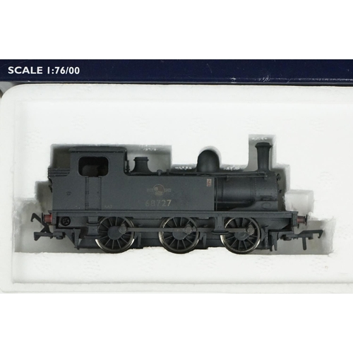 138 - Four boxed OO gauge locomotives to include Bachmann 31-475A Class G2A 49064 BR Black late crest with... 