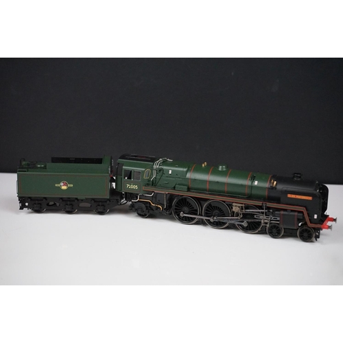 138 - Four boxed OO gauge locomotives to include Bachmann 31-475A Class G2A 49064 BR Black late crest with... 