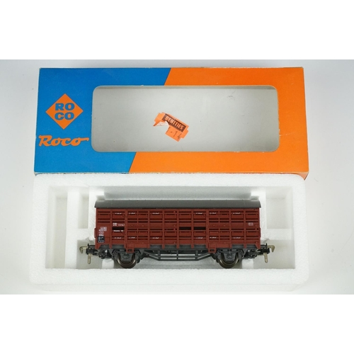 140 - 10 boxed / cased HO gauge items of rolling stock to include 7 x Fleischmann (5480, 5343, 5285, 5355,... 