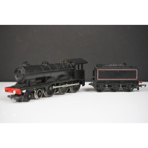 141 - Nine OO gauge locomotives to include Hornby BR Railfreight, Hornby BR 90020, Bachmann GWR 2-8-0 with... 