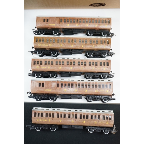 142 - Around 35 OO gauge items of rolling stock, mainly Hornby examples to include cranes, coaches, trucks... 