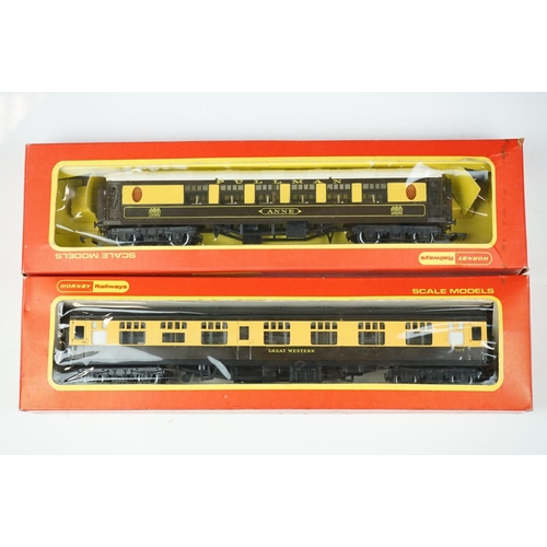 144 - 13 Boxed Triang & Hornby OO gauge items of rolling stock to include R228, R743, R744, 3 x R468, R110... 