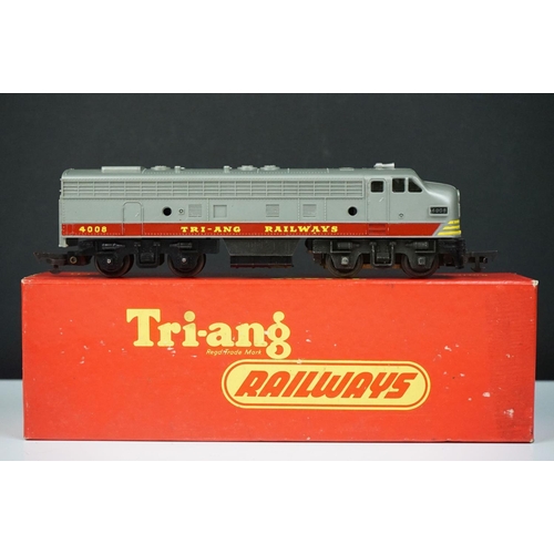 147 - Two boxed Triang OO gauge locomotives to include R55 B-B Diesel Loco TC Series and R52 0-6-0 Tank Lo... 