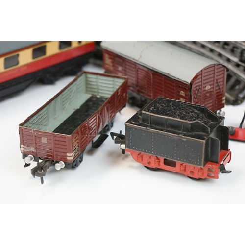 170 - Group of Fleischmann HO gauge model railway to include 0-4-0 locomotive in black, track and 3 x item... 