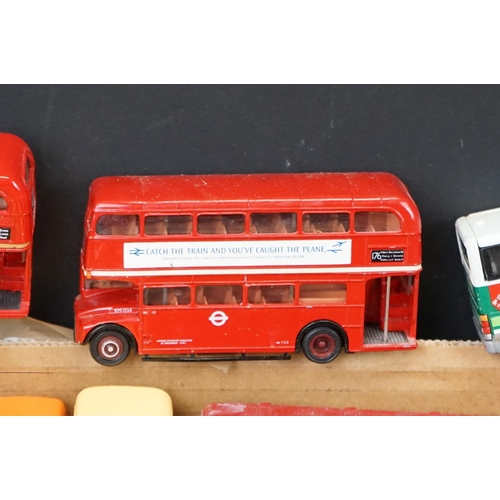 1267 - Over 150 diecast bus models, mostly EFE 1:76 scale, also featuring Corgi, Creative Master, etc (diec... 