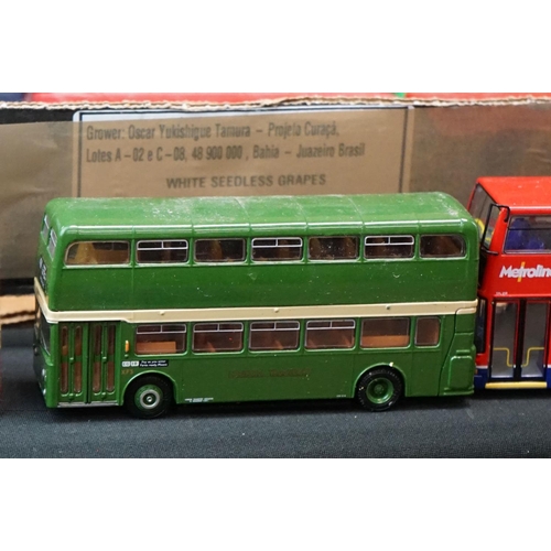 1267 - Over 150 diecast bus models, mostly EFE 1:76 scale, also featuring Corgi, Creative Master, etc (diec... 