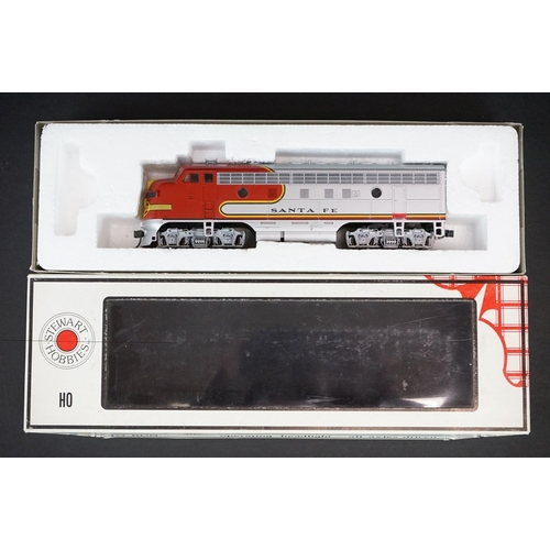 204 - Four boxed Stewart Hobbies HO gauge locomotives to include 9330 BN, 9170 Santa Fe, 9171 Santa Fe and... 