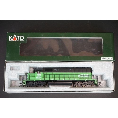 207 - Two boxed Kato HO gauge Burlington Northern locomotives to include EMD SD40 37-014 and EMD SD40-2 #6... 