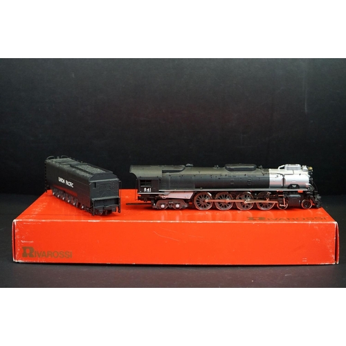 215 - Boxed Rivarossi HO gauge 1578 4-8-4 FEF-3 Union Pacific No 841 locomotive with tender