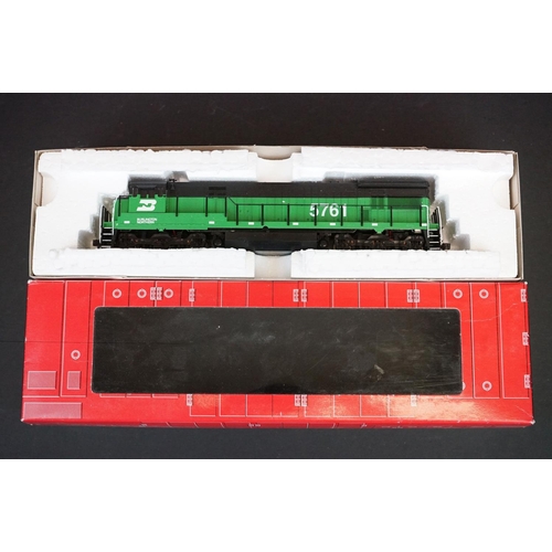 216 - Two boxed Atlas Model Railroad HO gauge Burlington Northern locomotives to include No 8620 C30-7 Roa... 