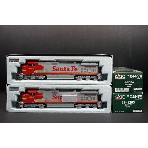 219 - Two boxed Kato HO gauge GE C44-9W DASH 9 Santa Fe locomotives to include 37-1203 #600 and 37-6157 #6... 