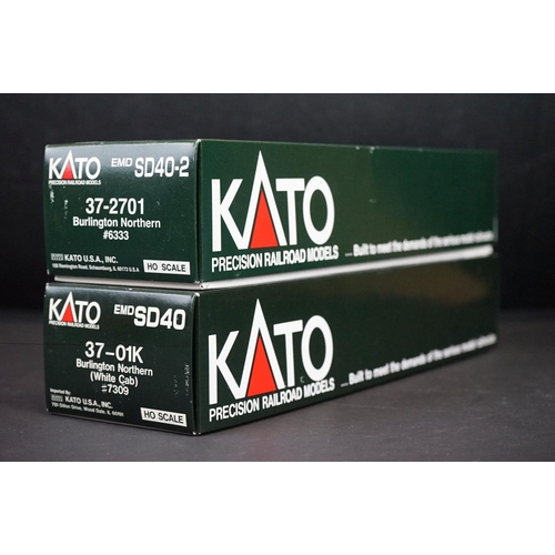 222 - Two boxed Kato HO gauge Burlington Northern locomotives to include 37-2701 #6333 and 37-01K White Ca... 