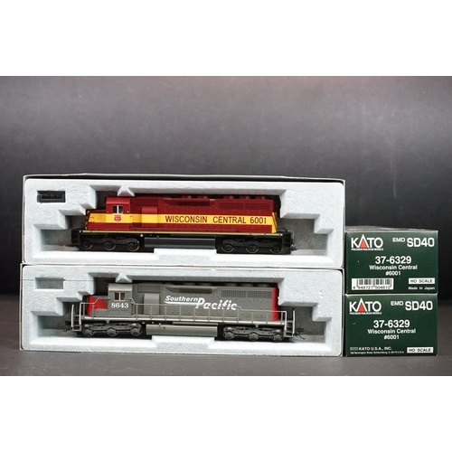 226 - Two boxed Kato HO gauge EMD SD40 37-6329 Wisconsin Central locomotives