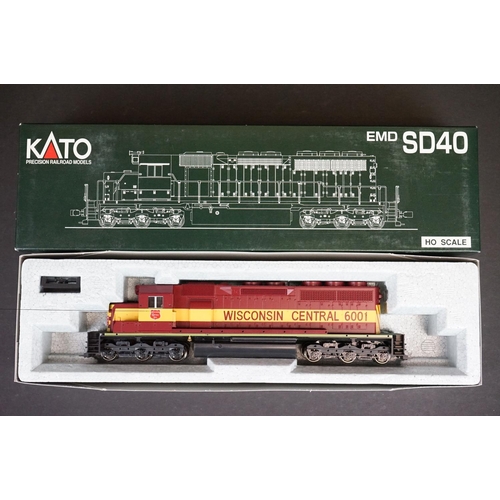 226 - Two boxed Kato HO gauge EMD SD40 37-6329 Wisconsin Central locomotives