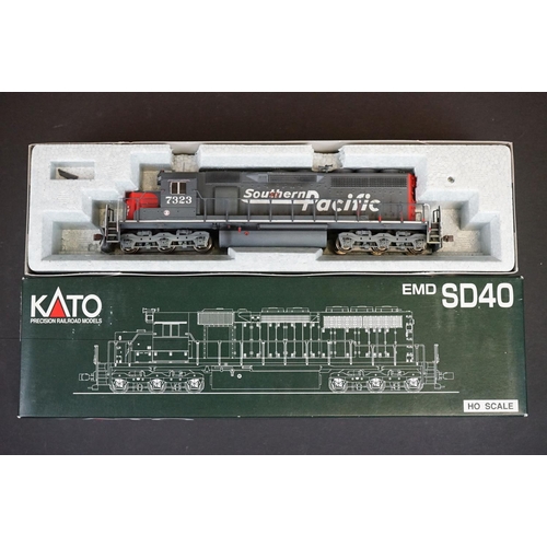 228 - Four boxed Kato Ho gauge locomotives with incorrect/re-stickered boxes, include BN #6335, SD40 CN #5... 