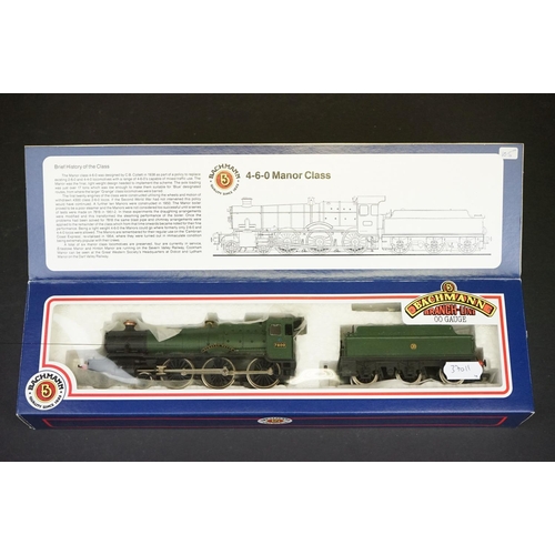 286 - Four boxed Bachmann OO gauge locomotives to include 32650 Class 44 Diesel D1 Scafell Pike BR green, ... 