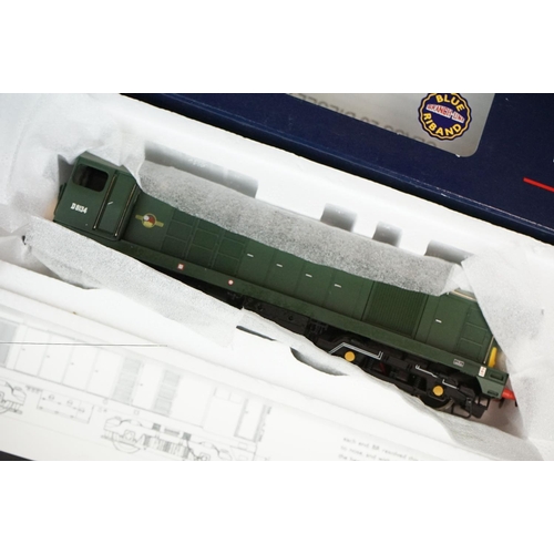 286 - Four boxed Bachmann OO gauge locomotives to include 32650 Class 44 Diesel D1 Scafell Pike BR green, ... 