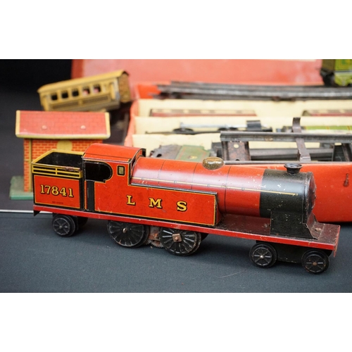 300A - Boxed Hornby O gauge Passenger Set No 31 containing 2 x locomotives, one with tender, 2 x coaches an... 