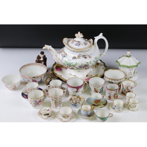 122 - Mixed lot of ceramics comprising collection of small cabinet mugs, tygs and cups and saucers includi... 