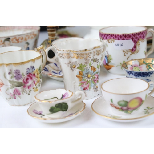 122 - Mixed lot of ceramics comprising collection of small cabinet mugs, tygs and cups and saucers includi... 