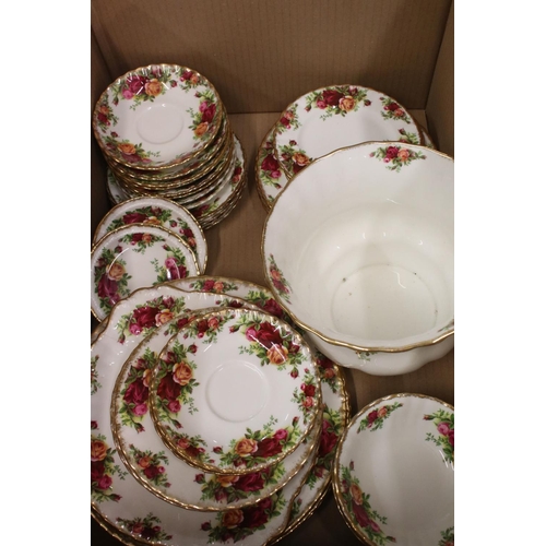 126 - Royal Albert ' Old Country Roses ' Dinner and Tea ware including 10 x 16cm plates, 4 x 180cm plates,... 