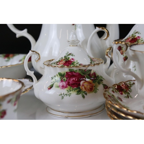 126 - Royal Albert ' Old Country Roses ' Dinner and Tea ware including 10 x 16cm plates, 4 x 180cm plates,... 