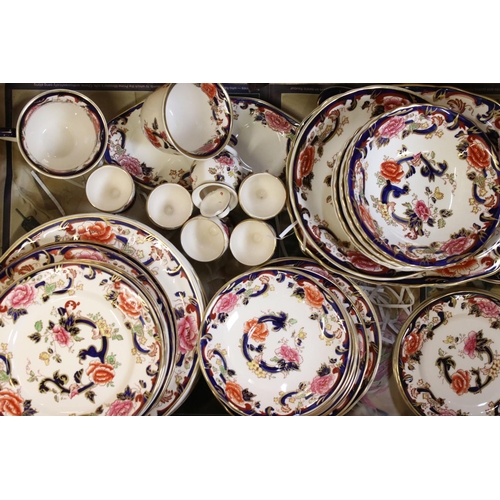 127 - Extensive collection of Mason's ' Mandalay ' Dinner and Tea ware including 6 bowls, footed cake stan... 